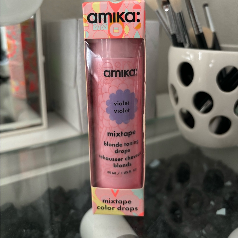 Amika purple color toning drops
Still in original packaging 
Never opened